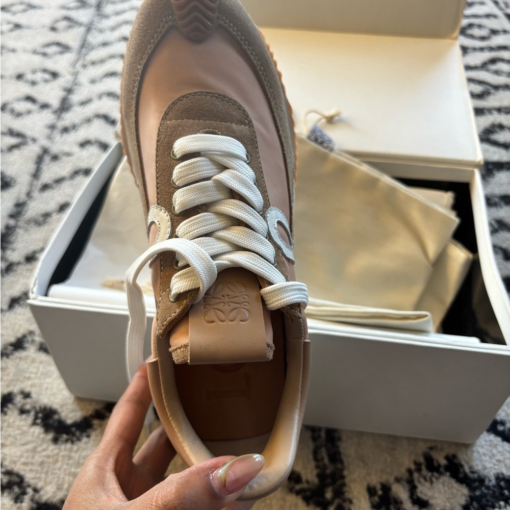LOEWE Ballet Runner Sneakers – Size 38 – Neutral/Tan - Picture 4 of 6
